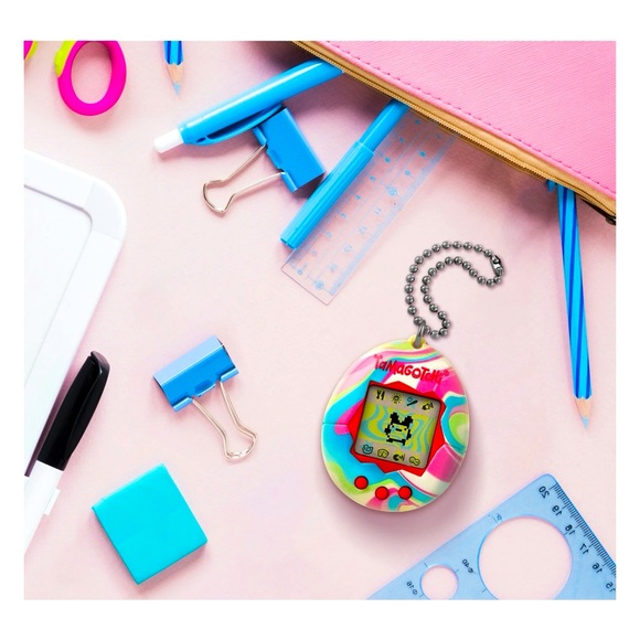 TAMAGOTCHI The Original Virtual Reality Pet NEW!! - Picture 4 of 4